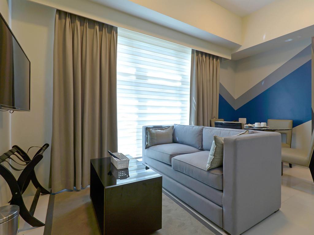 Currency Serviced Suites Manila Eksteriør billede