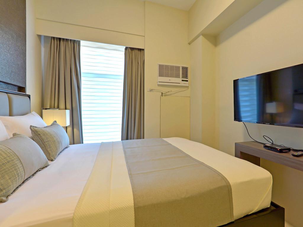 Currency Serviced Suites Manila Eksteriør billede